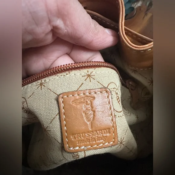 Trussardi Vintage Bucket bag - Picture 12 of 15